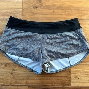 Lululemon Speed Up Low-Rise Lined Short